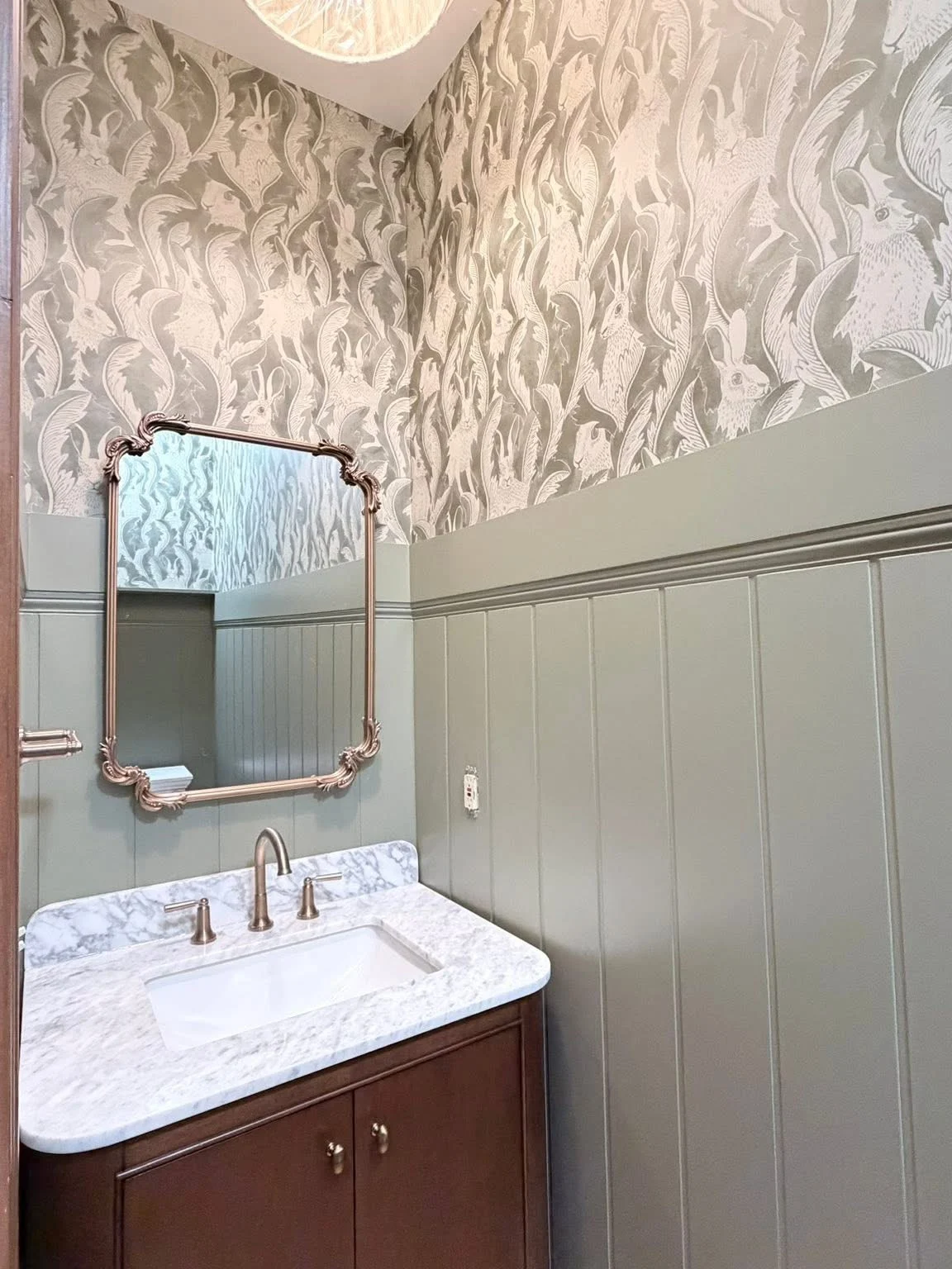 Wallpaper installation detail
