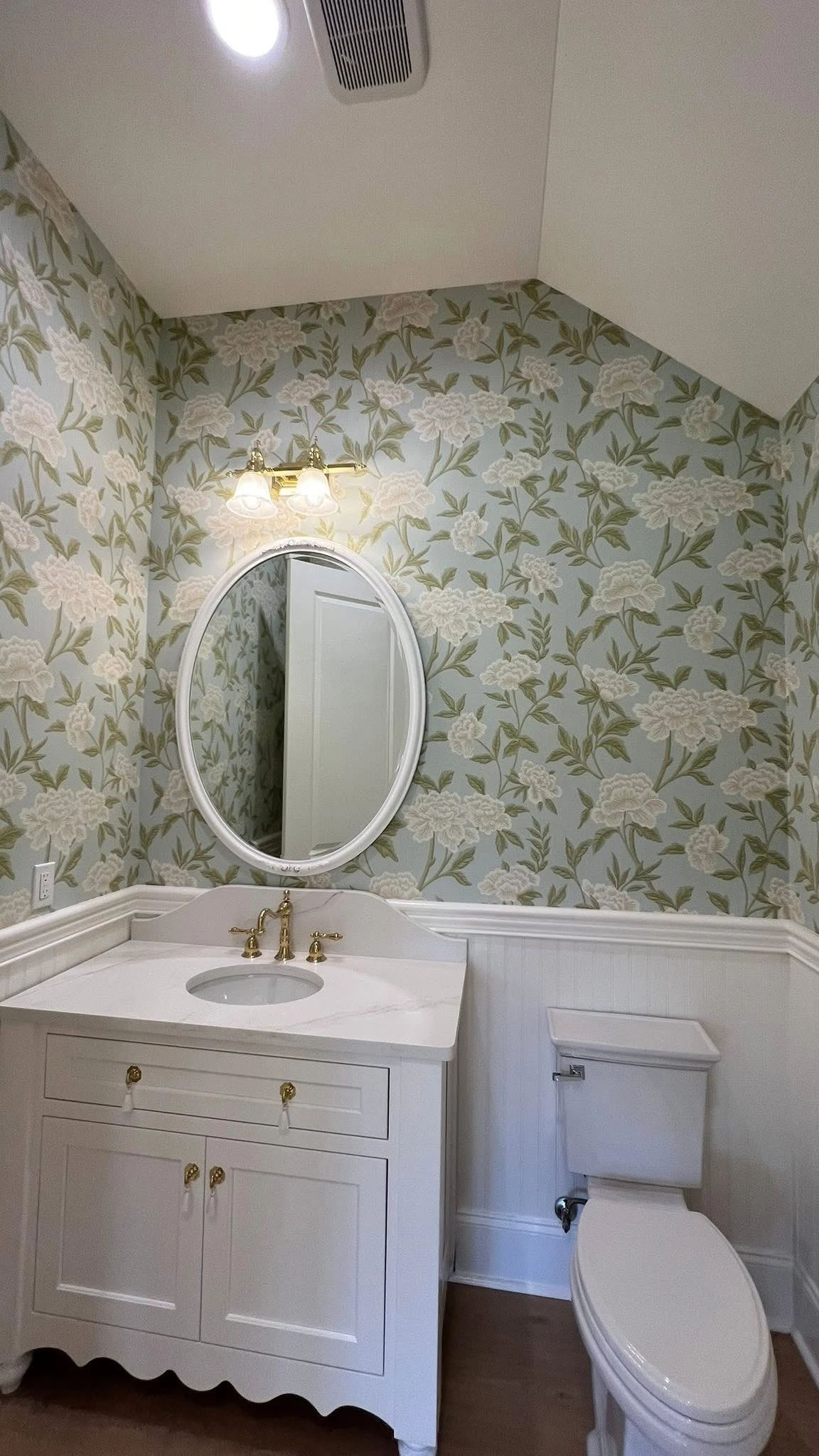 Wallpaper removal detail